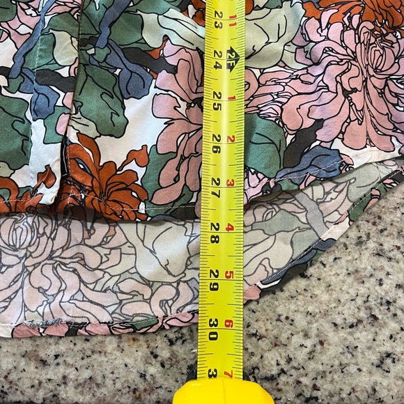 WILDFANG The Empower Short Sleeve Button-Up Shirt
Hydrangea - Picture 14 of 14